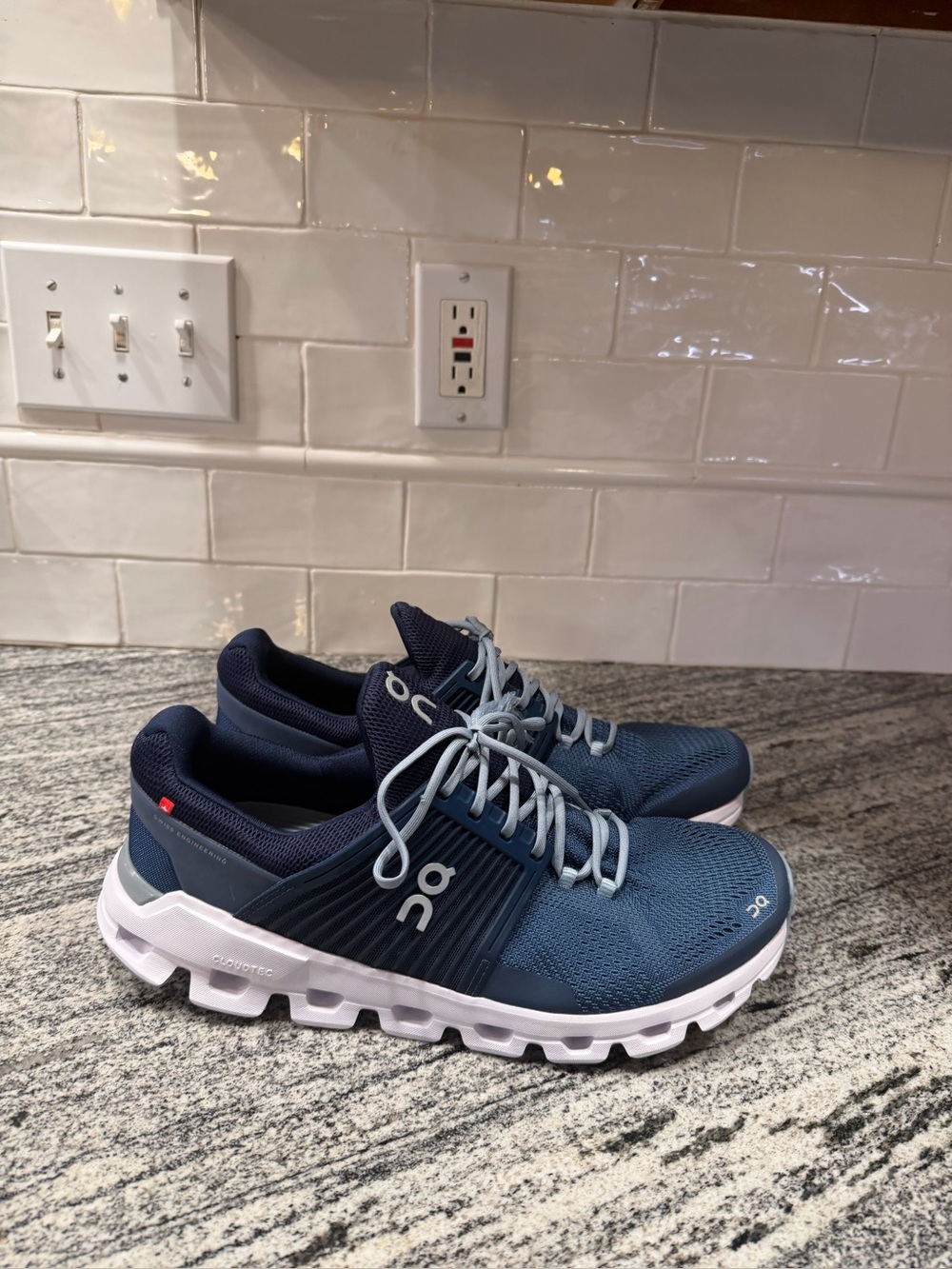 Mens On Cloud Cloudswift Size 11.5
